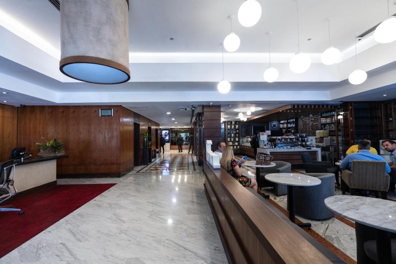 Eurobuilding Hotel & Suites Caracas Kültér fotó The interior of the lounge