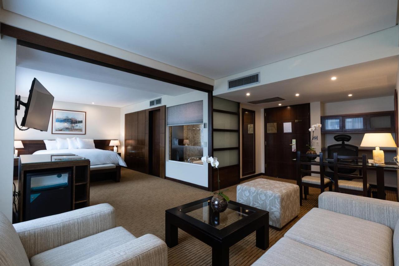 Eurobuilding Hotel & Suites Caracas Kültér fotó Suite at the InterContinental